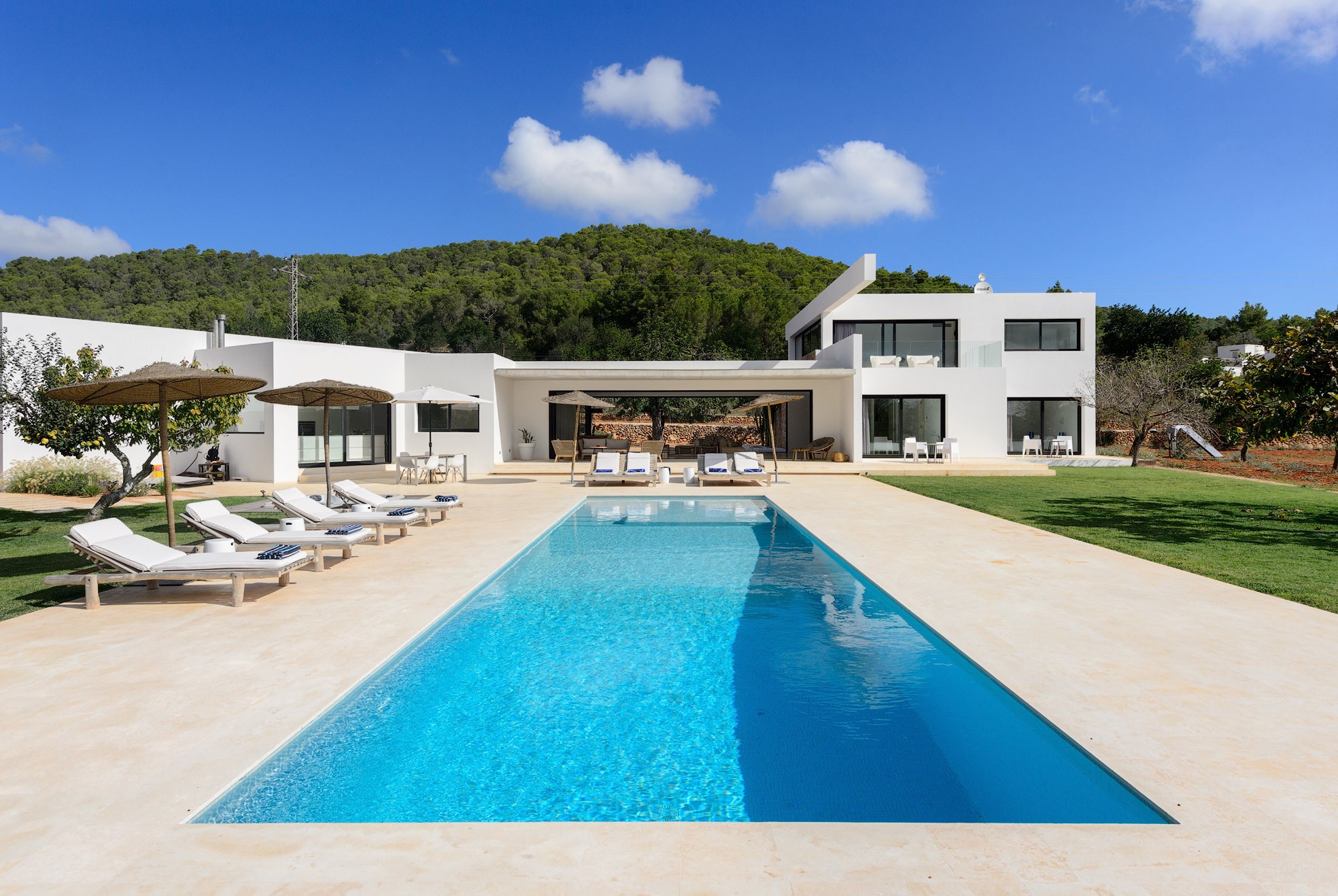 Minimalist villas in Ibiza