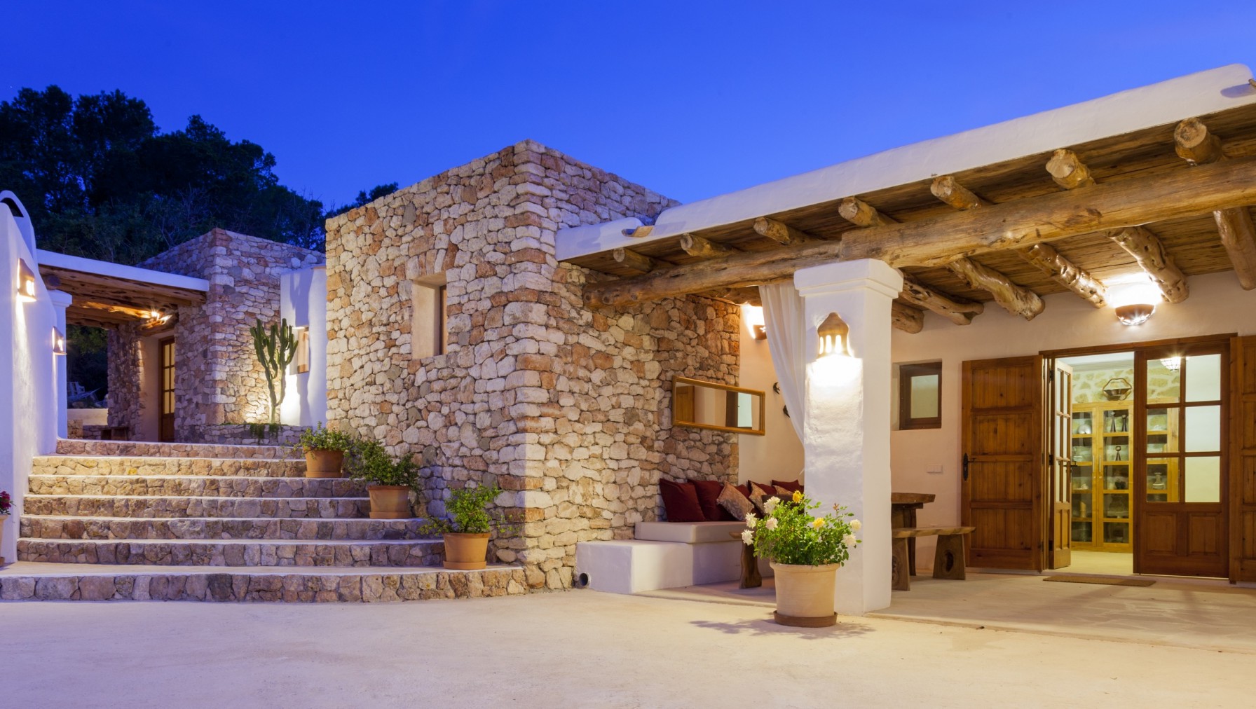 Classic villas in Ibiza